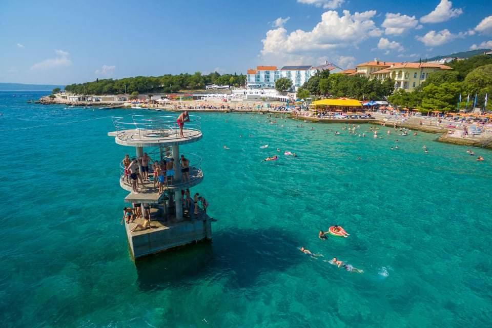 Guest House Sunce Novi Vinodolski Bagian luar foto