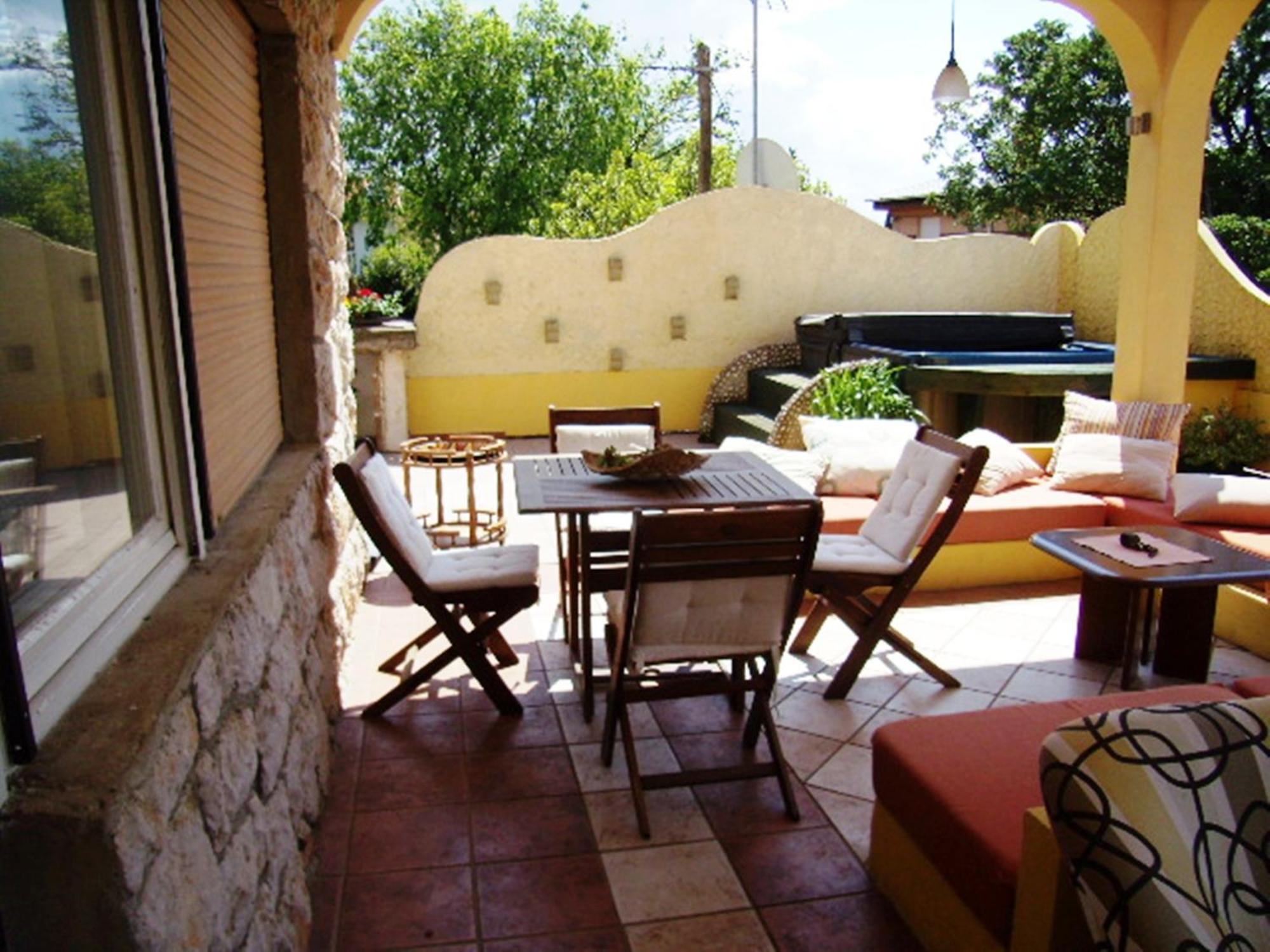 Guest House Sunce Novi Vinodolski Ruang foto